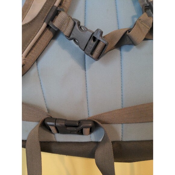 The North Face Jester Backpack Padded Straps Book Bag Hiking Brown Tan Unisex - Picture 11 of 13